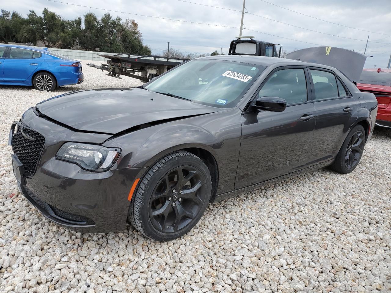 Автомобиль CHRYSLER 300 TOURING 2022 | GrandCar