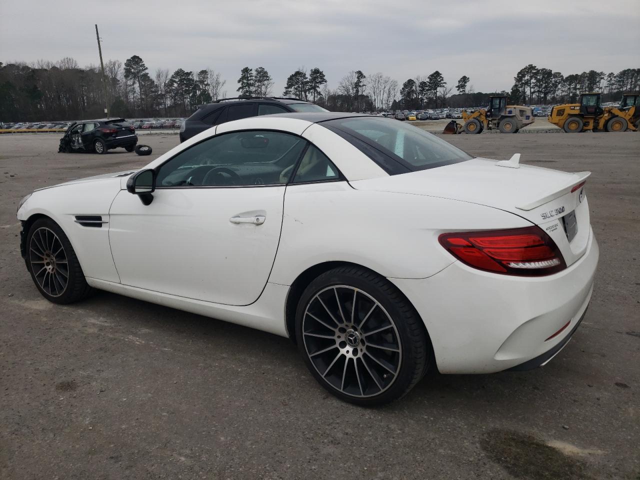 Автомобіль MERCEDES-BENZ SLC 300 2018 | GrandCar Автомобіль MERCEDES-BENZ SLC 300 2018 | GrandCar