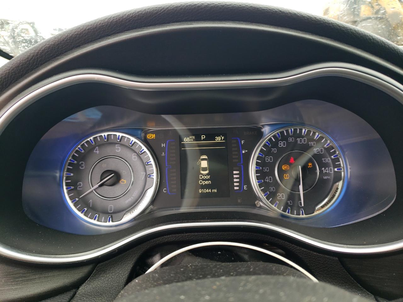 Автомобіль CHRYSLER 200 LIMITED 2015 | GrandCar Автомобіль CHRYSLER 200 LIMITED 2015 | GrandCar