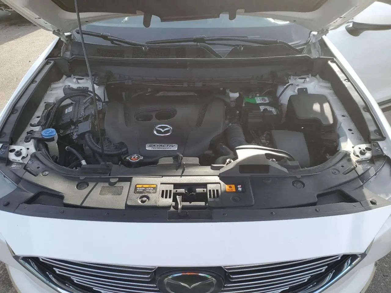 Купити автомобіль MAZDA CX-9 SIGNATURE 2016 США. Ціна - 9000