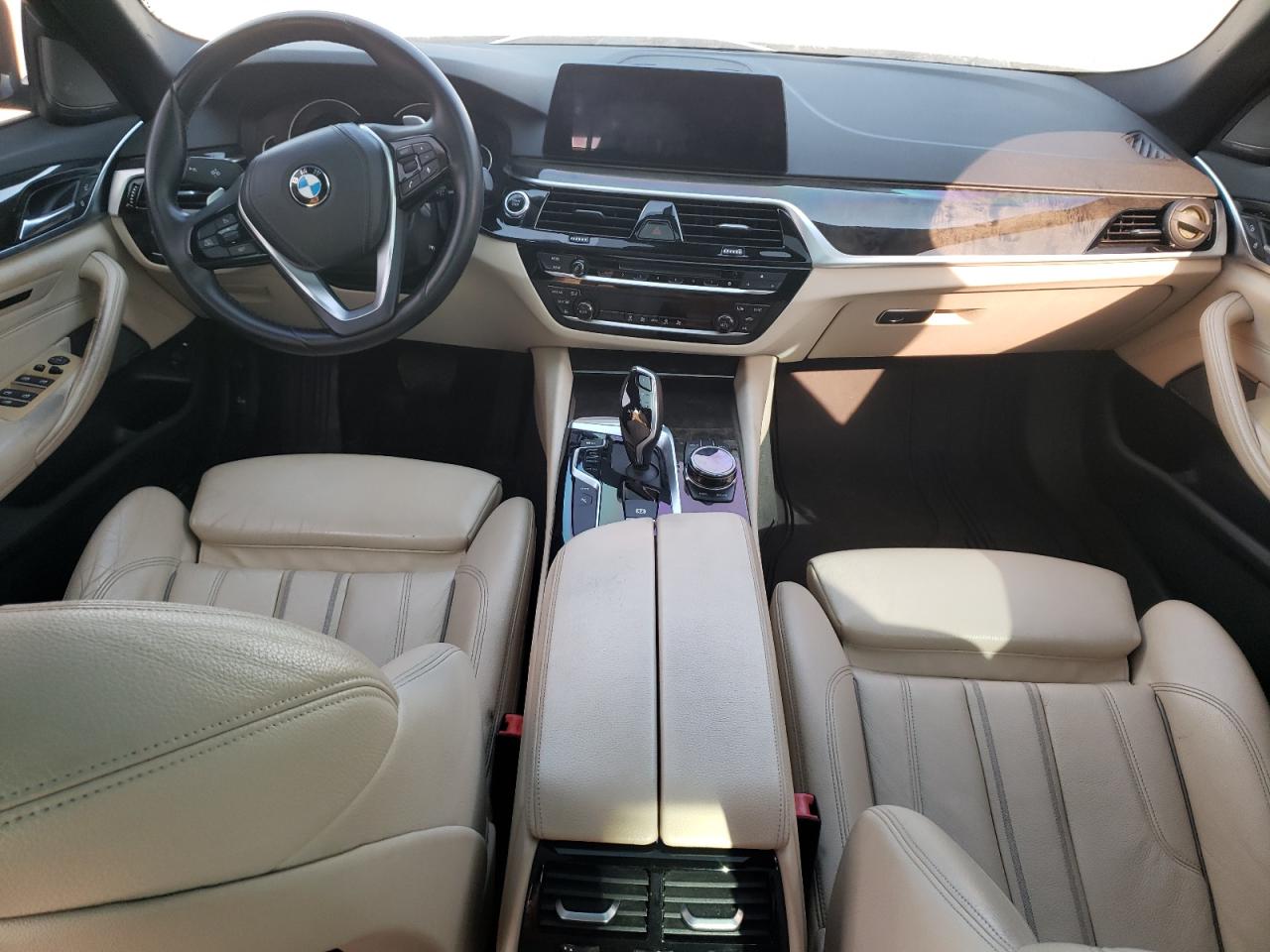 Автомобіль BMW 530XE 2018 | GrandCar Автомобіль BMW 530XE 2018 | GrandCar
