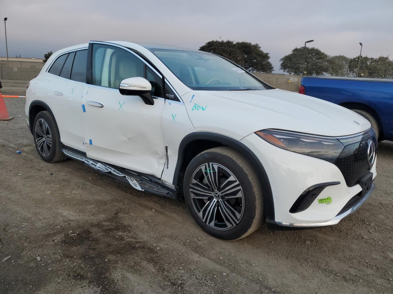 Автомобіль MERCEDES-BENZ EQS SUV 450+ 2023 | GrandCar Автомобіль MERCEDES-BENZ EQS SUV 450+ 2023 | GrandCar
