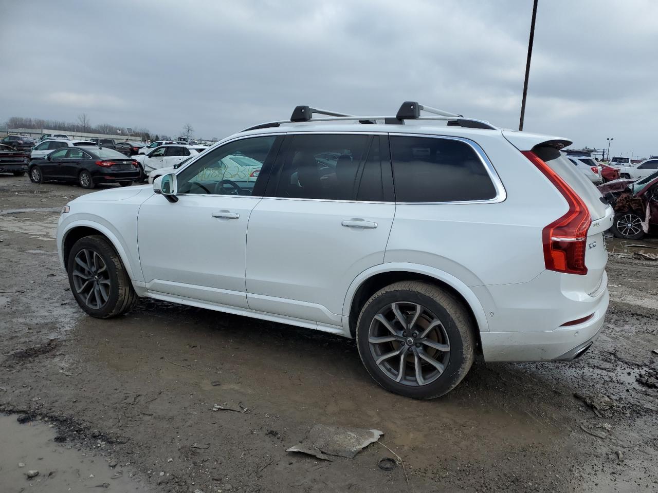 Автомобіль VOLVO XC90 T6 MOMENTUM 2019 | GrandCar Автомобіль VOLVO XC90 T6 MOMENTUM 2019 | GrandCar