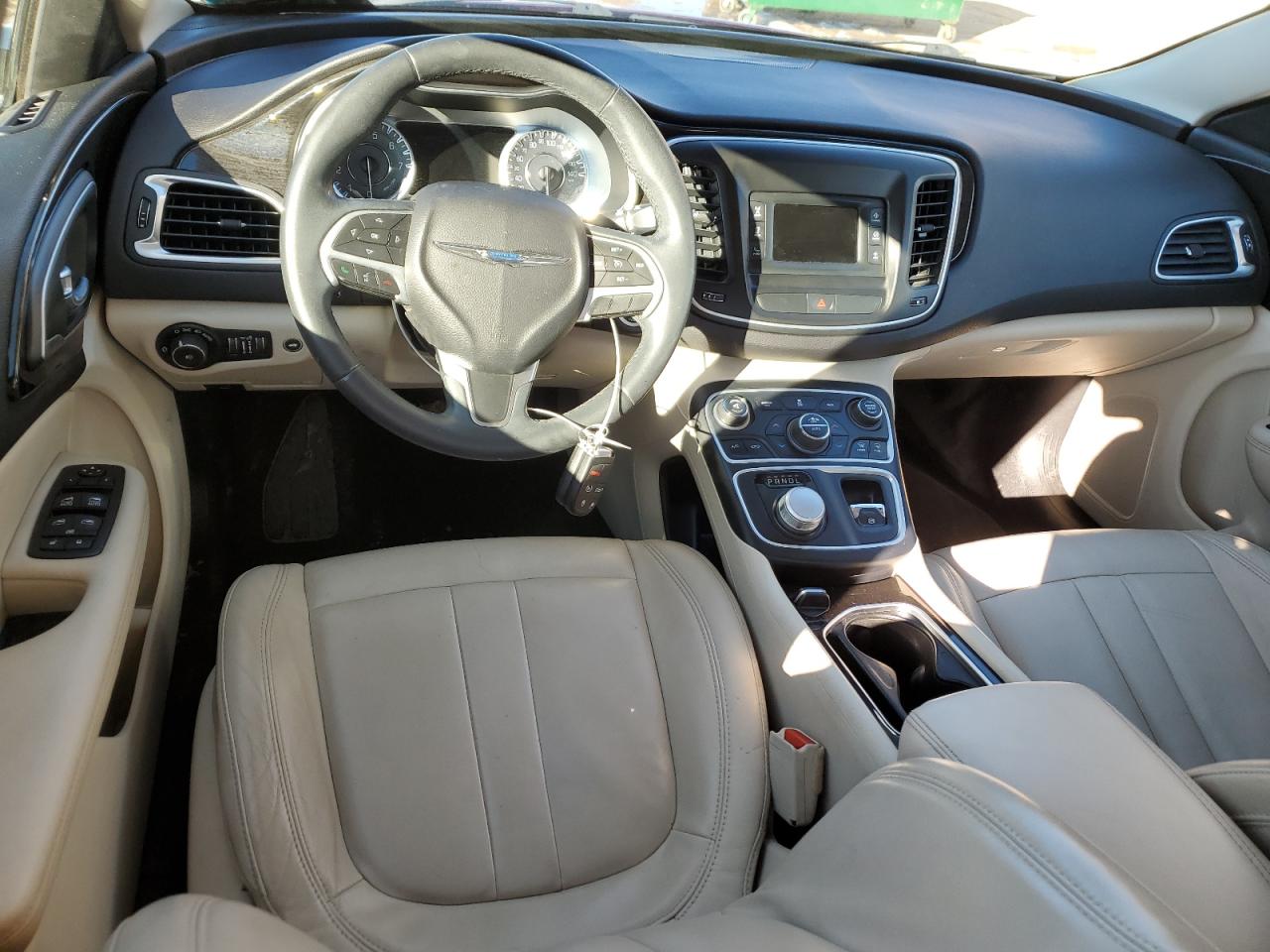 Автомобіль CHRYSLER 200 C 2015 | GrandCar Автомобіль CHRYSLER 200 C 2015 | GrandCar