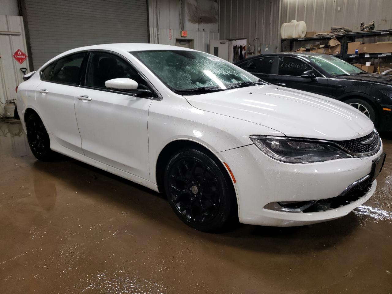 Автомобіль CHRYSLER 200 C 2015 | GrandCar Автомобіль CHRYSLER 200 C 2015 | GrandCar