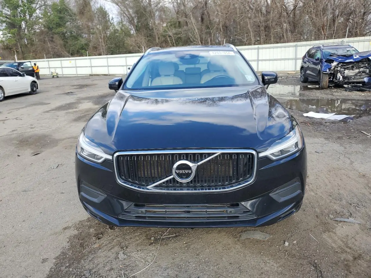 Автомобіль VOLVO XC60 T5 MOMENTUM 2019 | GrandCar Автомобіль VOLVO XC60 T5 MOMENTUM 2019 | GrandCar
