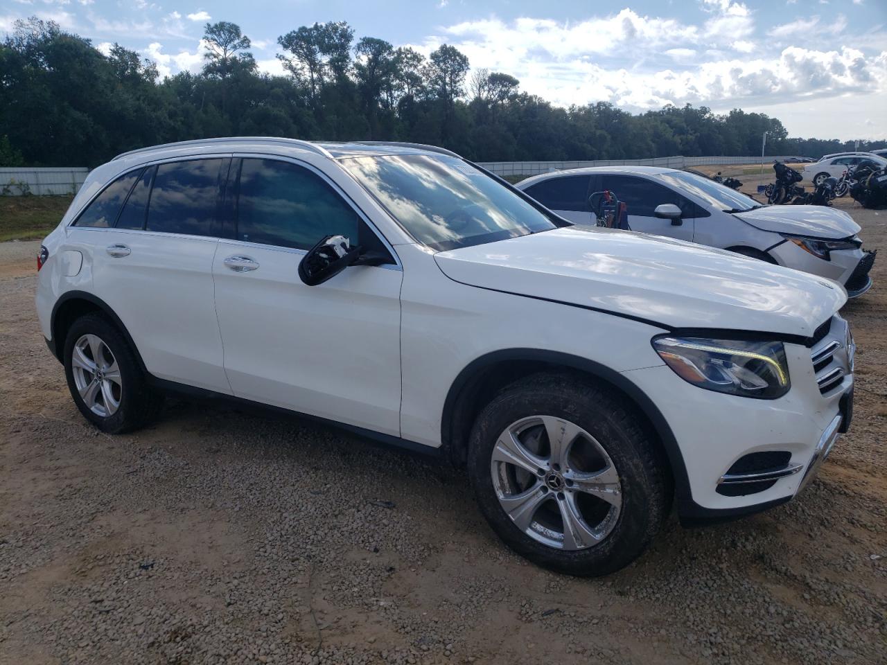 Автомобіль MERCEDES-BENZ GLC 300 2018 | GrandCar Автомобіль MERCEDES-BENZ GLC 300 2018 | GrandCar