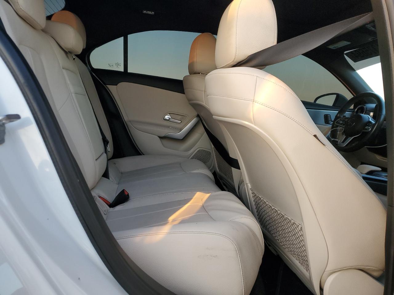 Автомобіль MERCEDES-BENZ A 220 4MATIC 2020 | GrandCar Автомобіль MERCEDES-BENZ A 220 4MATIC 2020 | GrandCar