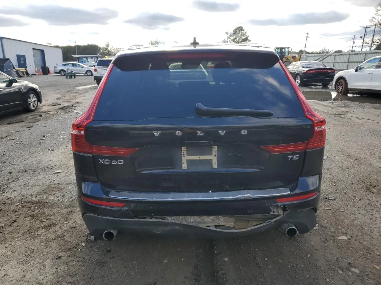 Автомобіль VOLVO XC60 T5 MOMENTUM 2019 | GrandCar Автомобіль VOLVO XC60 T5 MOMENTUM 2019 | GrandCar