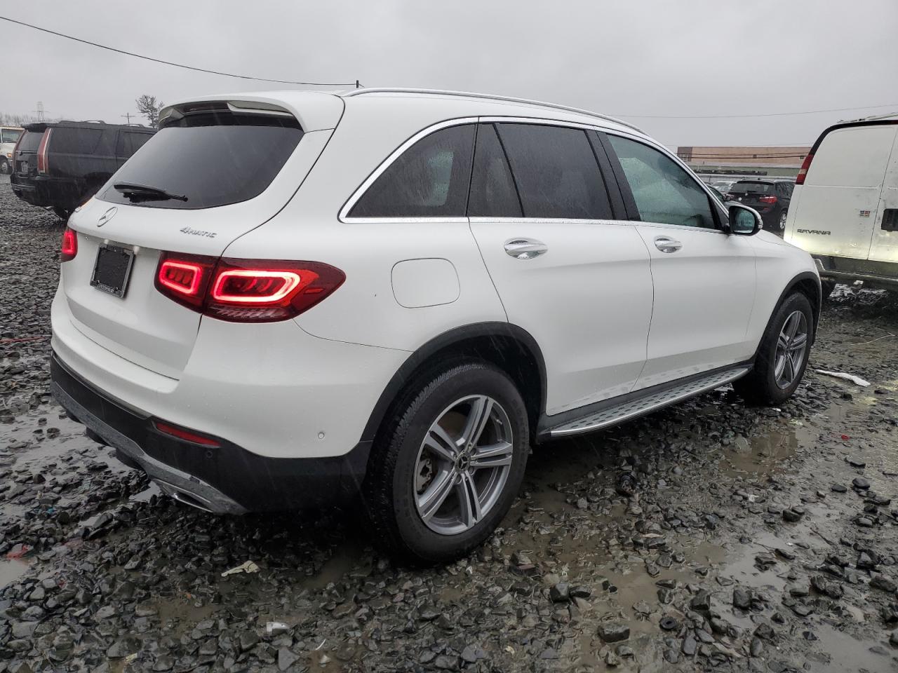 Автомобиль MERCEDES-BENZ GLC 300 4MATIC 2021 | GrandCar Автомобиль MERCEDES-BENZ GLC 300 4MATIC 2021 | GrandCar