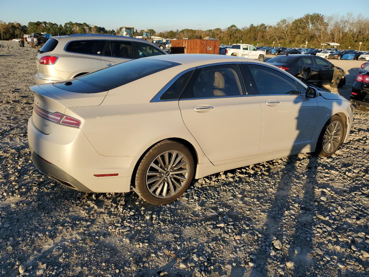 Автомобиль LINCOLN MKZ RESERVE I 2019 | GrandCar Автомобиль LINCOLN MKZ RESERVE I 2019 | GrandCar