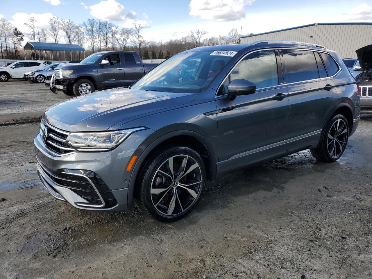 Автомобиль VOLKSWAGEN TIGUAN SEL R-LINE 2022 | GrandCar