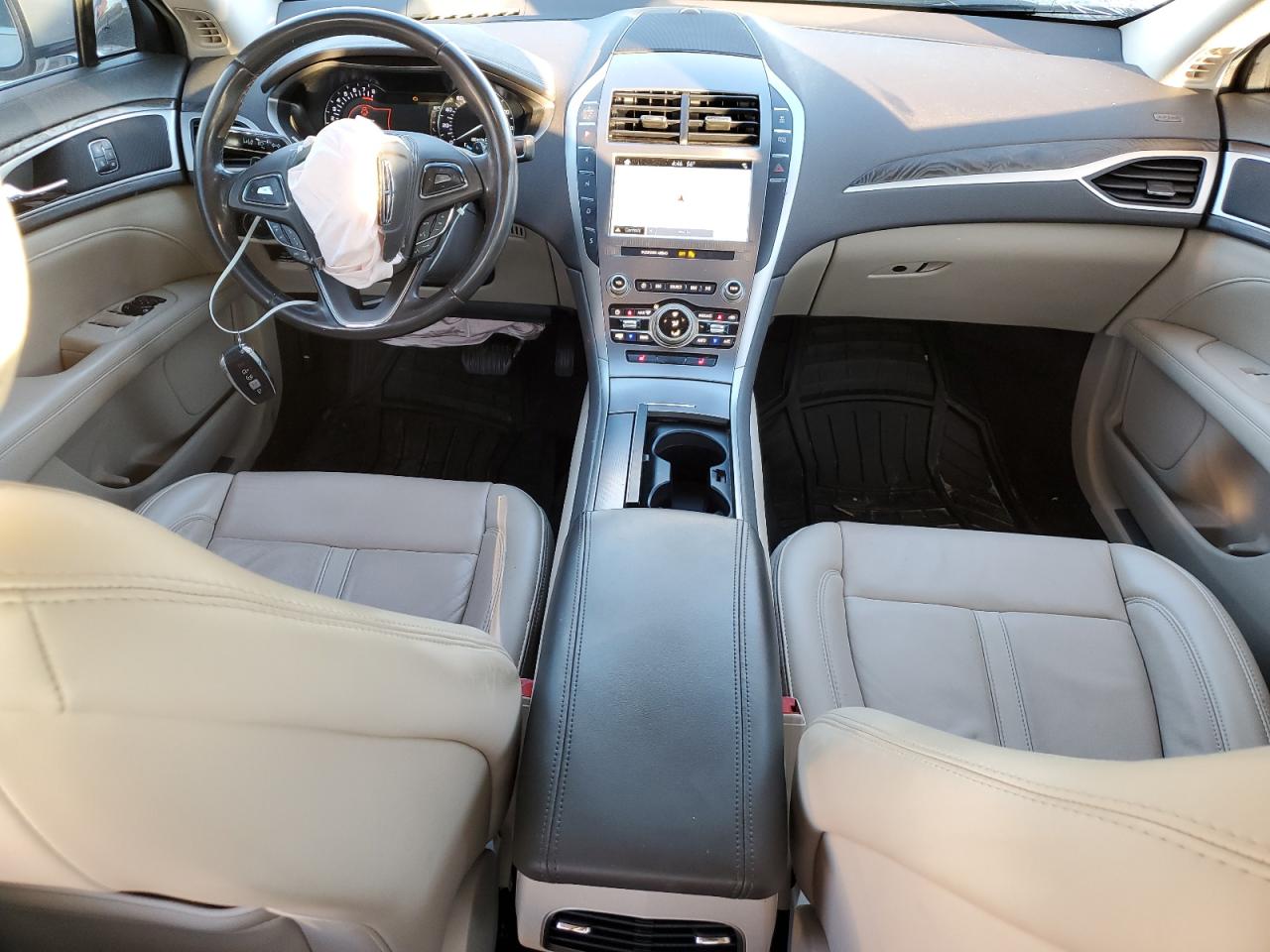 Автомобиль LINCOLN MKZ RESERVE I 2019 | GrandCar Автомобиль LINCOLN MKZ RESERVE I 2019 | GrandCar