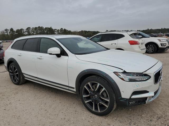 Автомобиль VOLVO V90 CROSS COUNTRY T6 INSCRIPTION 2017 | GrandCar Автомобиль VOLVO V90 CROSS COUNTRY T6 INSCRIPTION 2017 | GrandCar