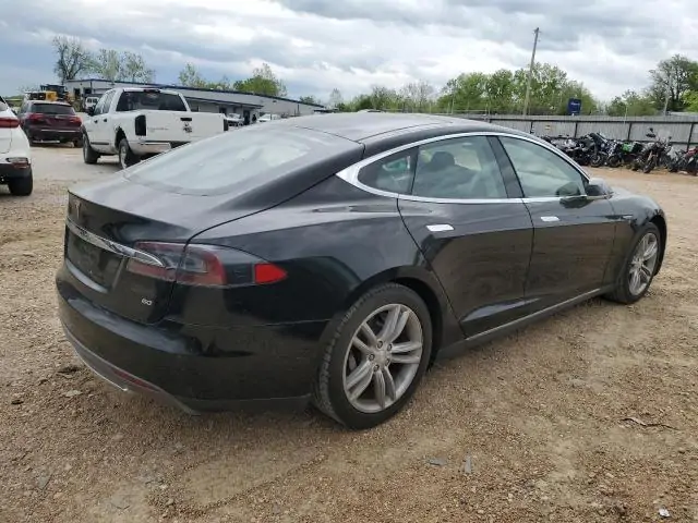 Автомобиль TESLA MODEL S 2014 | GrandCar Автомобиль TESLA MODEL S 2014 | GrandCar