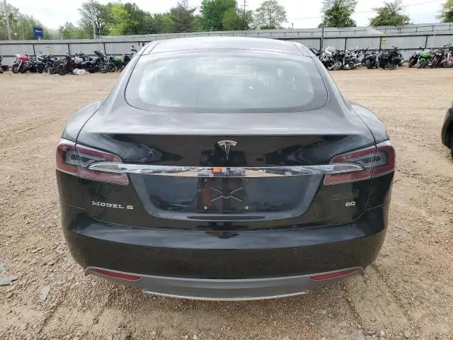Автомобиль TESLA MODEL S 2014 | GrandCar Автомобиль TESLA MODEL S 2014 | GrandCar