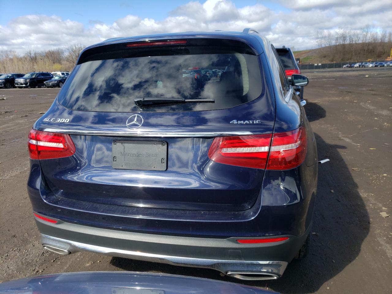 Автомобіль MERCEDES-BENZ GLC 300 4MATIC 2019 | GrandCar Автомобіль MERCEDES-BENZ GLC 300 4MATIC 2019 | GrandCar
