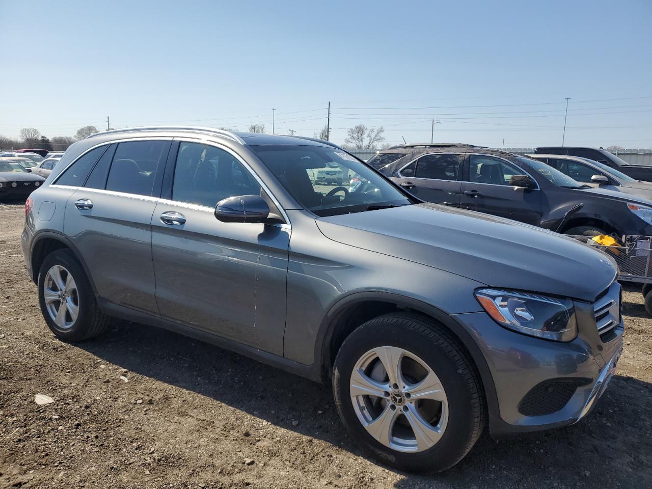 Автомобиль MERCEDES-BENZ GLC 300 4MATIC 2017 | GrandCar Автомобиль MERCEDES-BENZ GLC 300 4MATIC 2017 | GrandCar