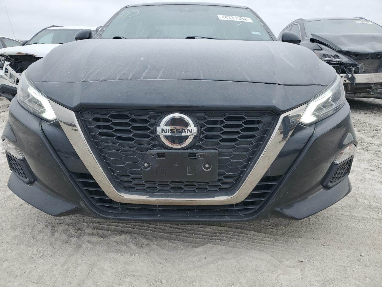 Автомобіль NISSAN ALTIMA SR 2020 | GrandCar Автомобіль NISSAN ALTIMA SR 2020 | GrandCar