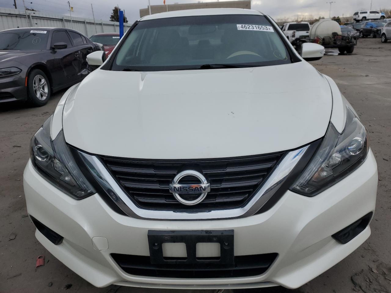 Автомобіль NISSAN ALTIMA SL 2016 | GrandCar Автомобіль NISSAN ALTIMA SL 2016 | GrandCar