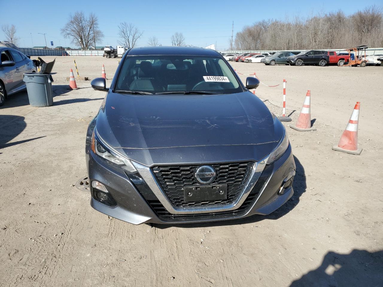 Автомобиль NISSAN ALTIMA PLATINUM 2020 | GrandCar Автомобиль NISSAN ALTIMA PLATINUM 2020 | GrandCar