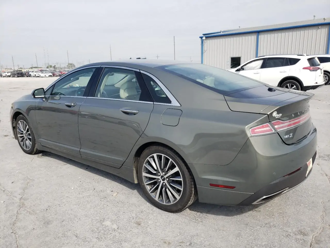 Автомобиль LINCOLN MKZ SELECT 2017 | GrandCar Автомобиль LINCOLN MKZ SELECT 2017 | GrandCar