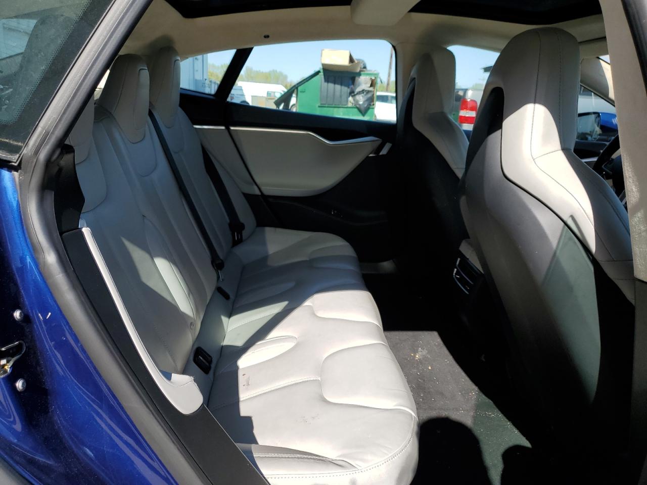 Автомобиль TESLA MODEL S 2015 | GrandCar Автомобиль TESLA MODEL S 2015 | GrandCar