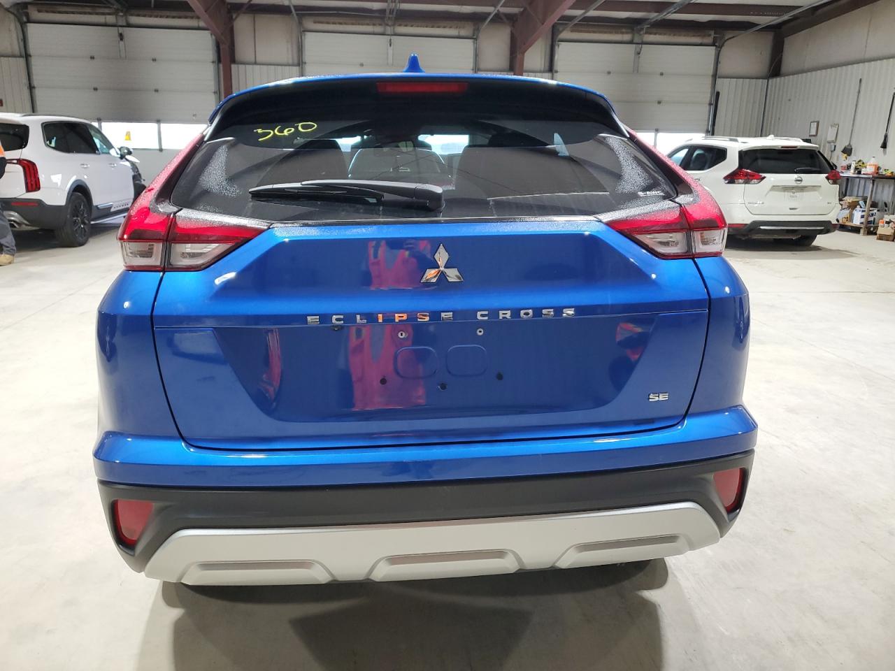 Автомобіль MITSUBISHI ECLIPSE CROSS SE 2024 | GrandCar Автомобіль MITSUBISHI ECLIPSE CROSS SE 2024 | GrandCar