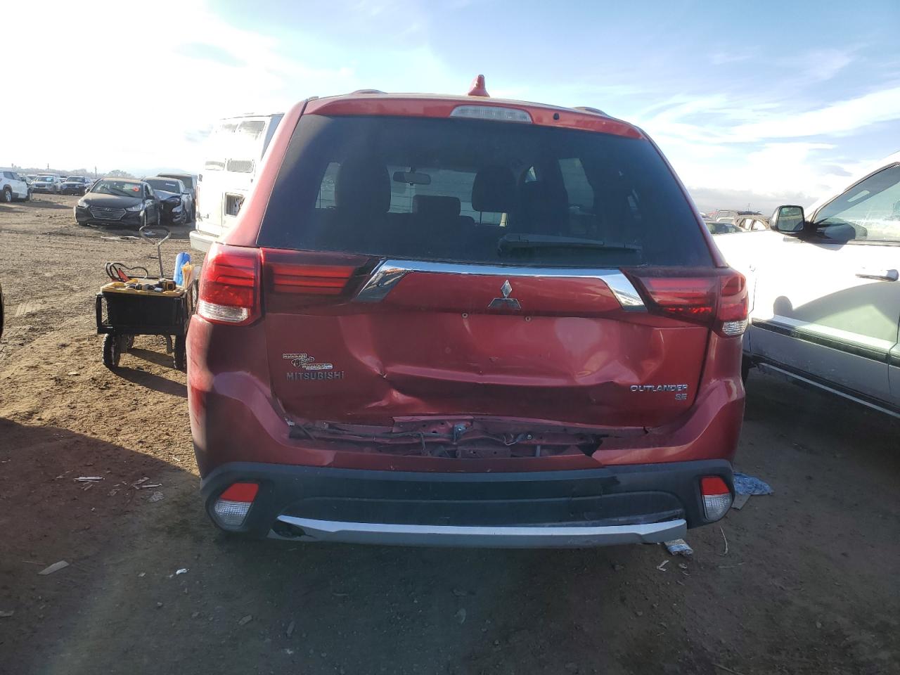 Автомобіль MITSUBISHI OUTLANDER SE 2018 | GrandCar Автомобіль MITSUBISHI OUTLANDER SE 2018 | GrandCar