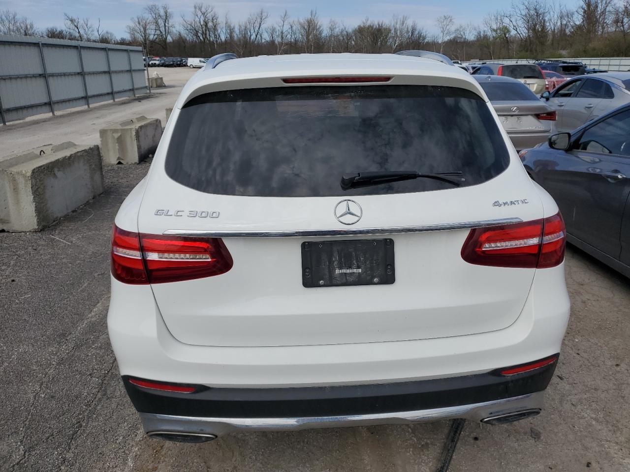 Автомобіль MERCEDES-BENZ GLC 300 4MATIC 2019 | GrandCar Автомобіль MERCEDES-BENZ GLC 300 4MATIC 2019 | GrandCar