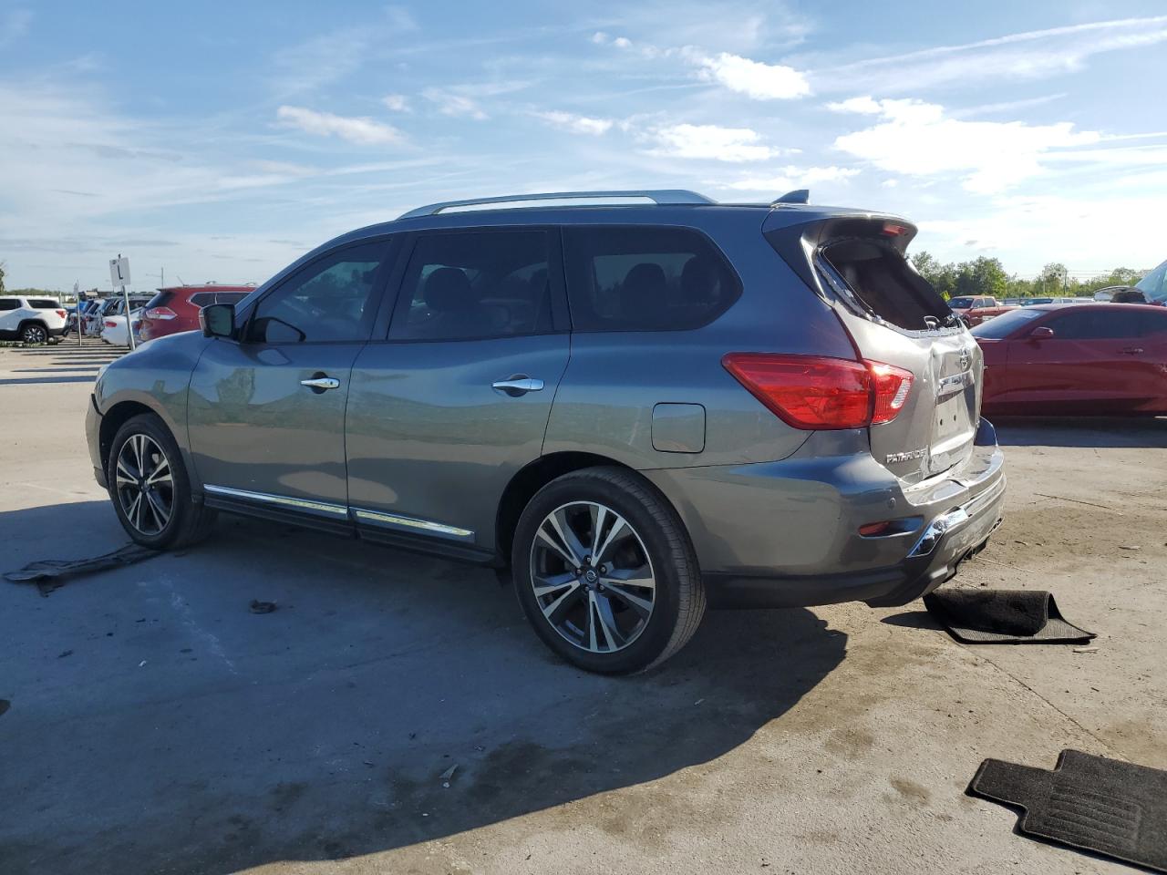 Автомобиль NISSAN PATHFINDER PLATINUM 2020 | GrandCar Автомобиль NISSAN PATHFINDER PLATINUM 2020 | GrandCar
