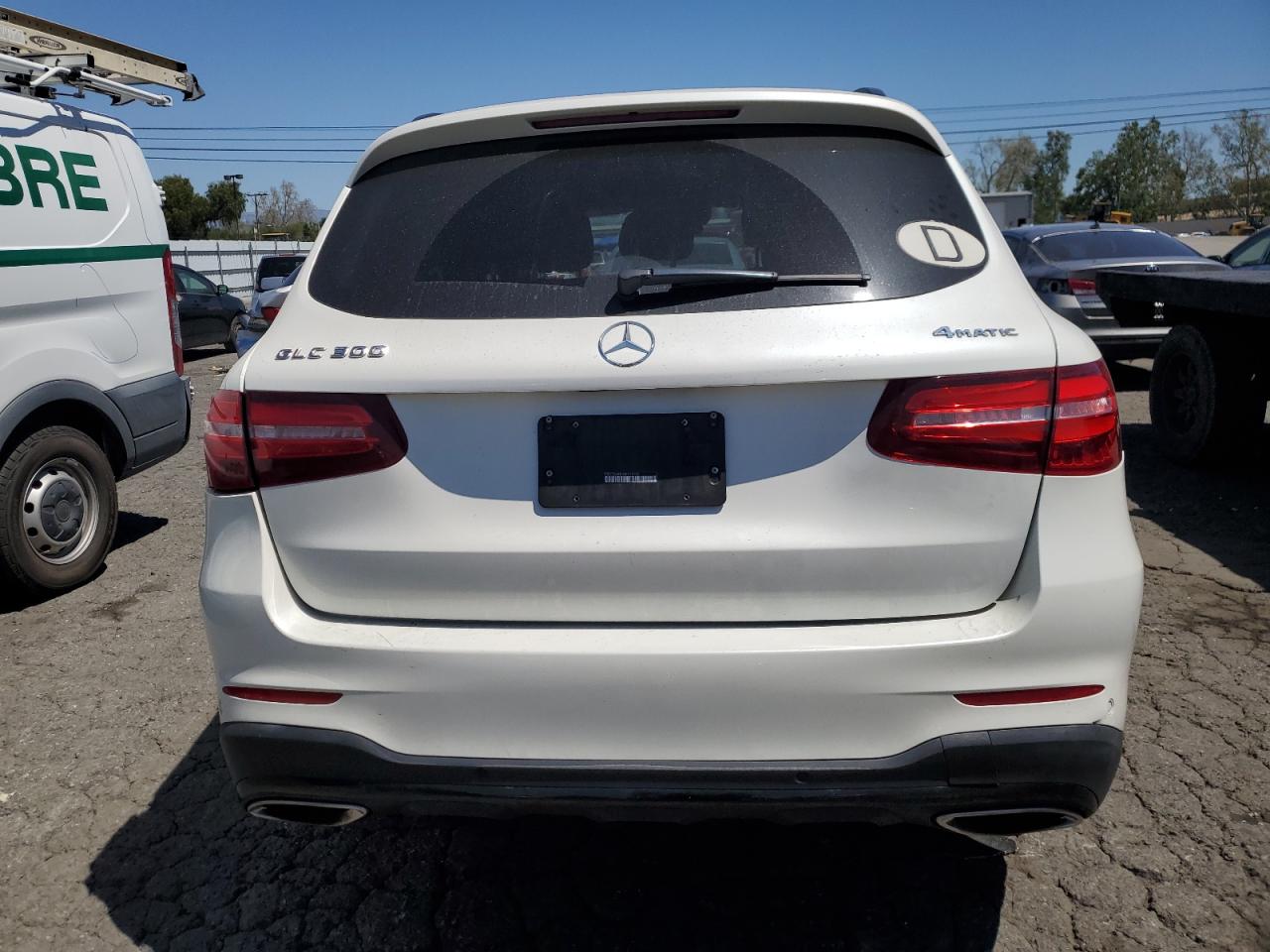 Автомобіль MERCEDES-BENZ GLC 300 4MATIC 2017 | GrandCar Автомобіль MERCEDES-BENZ GLC 300 4MATIC 2017 | GrandCar
