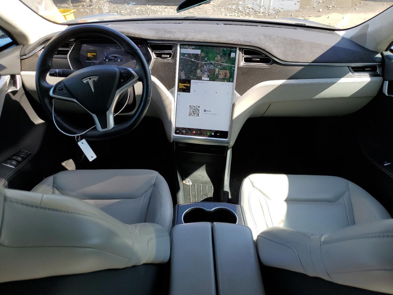 Автомобиль TESLA MODEL S 2015 | GrandCar Автомобиль TESLA MODEL S 2015 | GrandCar