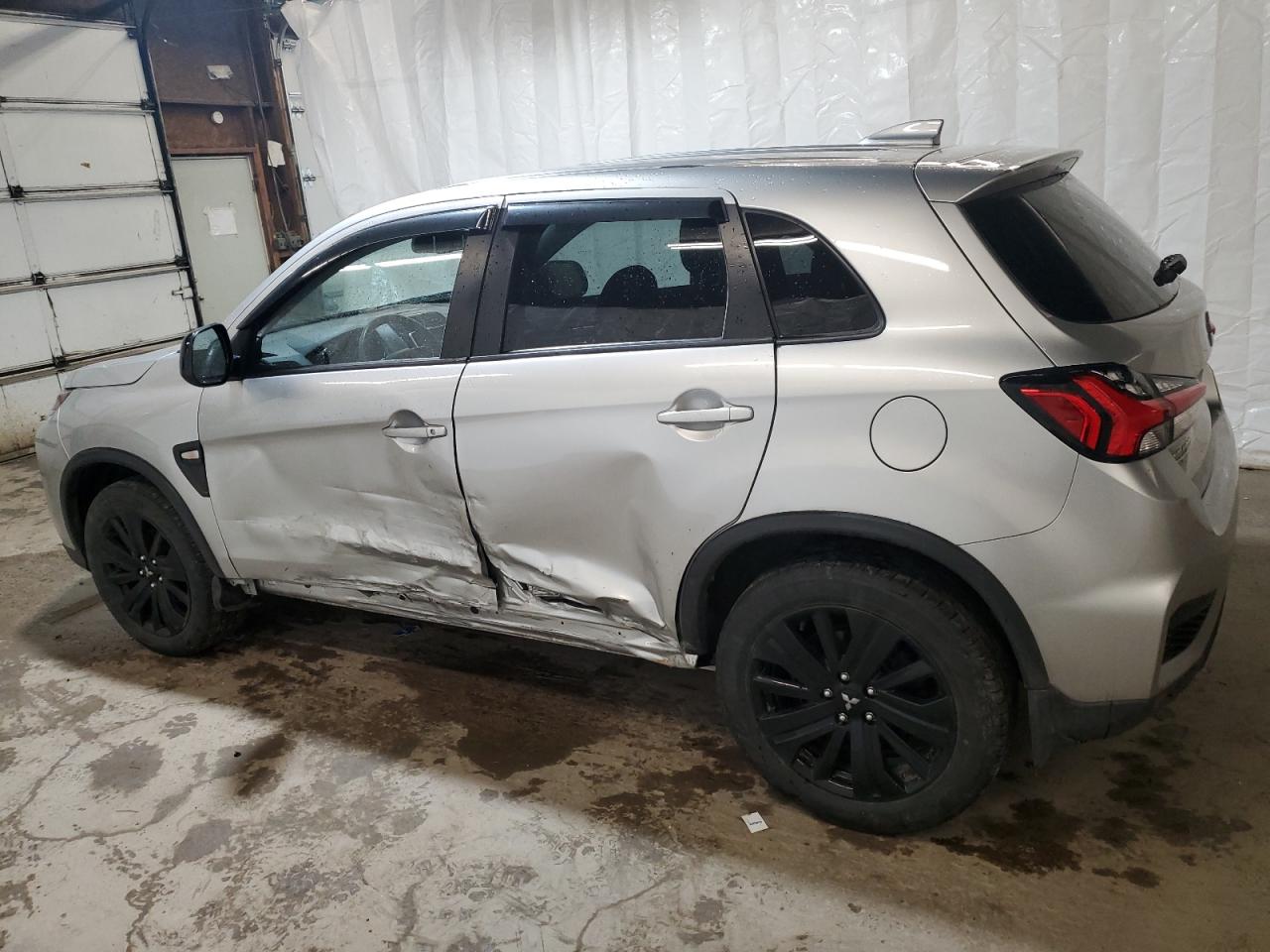 Автомобіль MITSUBISHI OUTLANDER SPORT ES 2021 | GrandCar Автомобіль MITSUBISHI OUTLANDER SPORT ES 2021 | GrandCar
