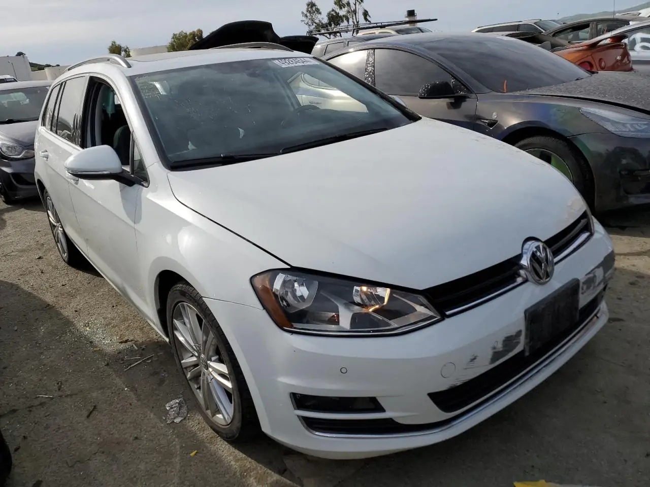 Автомобіль VOLKSWAGEN GOLF SPORTWAGEN TDI S 2015 | GrandCar