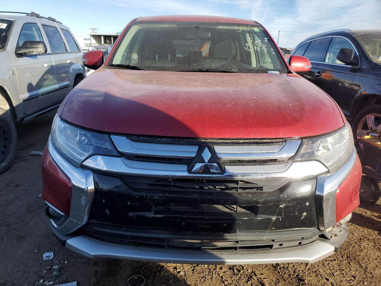 Автомобіль MITSUBISHI OUTLANDER SE 2018 | GrandCar Автомобіль MITSUBISHI OUTLANDER SE 2018 | GrandCar