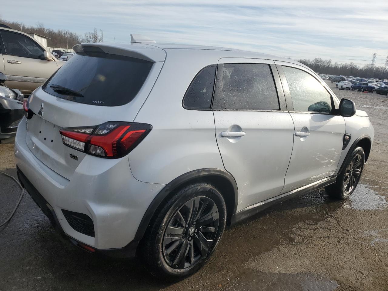 Автомобиль MITSUBISHI OUTLANDER SPORT SE 2023 | GrandCar Автомобиль MITSUBISHI OUTLANDER SPORT SE 2023 | GrandCar