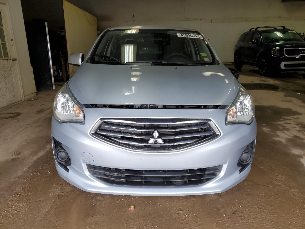 Автомобіль MITSUBISHI MIRAGE G4 ES 2019 | GrandCar Автомобіль MITSUBISHI MIRAGE G4 ES 2019 | GrandCar