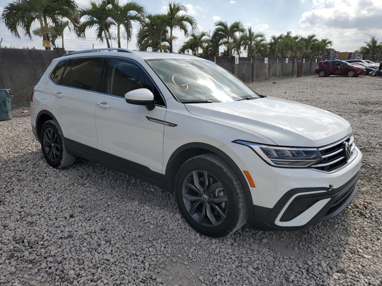 Автомобиль VOLKSWAGEN TIGUAN SE 2023 | GrandCar