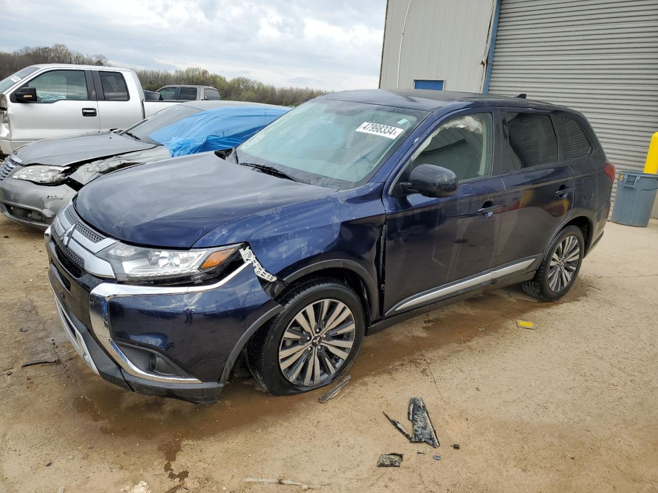 Автомобіль MITSUBISHI OUTLANDER ES 2020 | GrandCar Автомобіль MITSUBISHI OUTLANDER ES 2020 | GrandCar