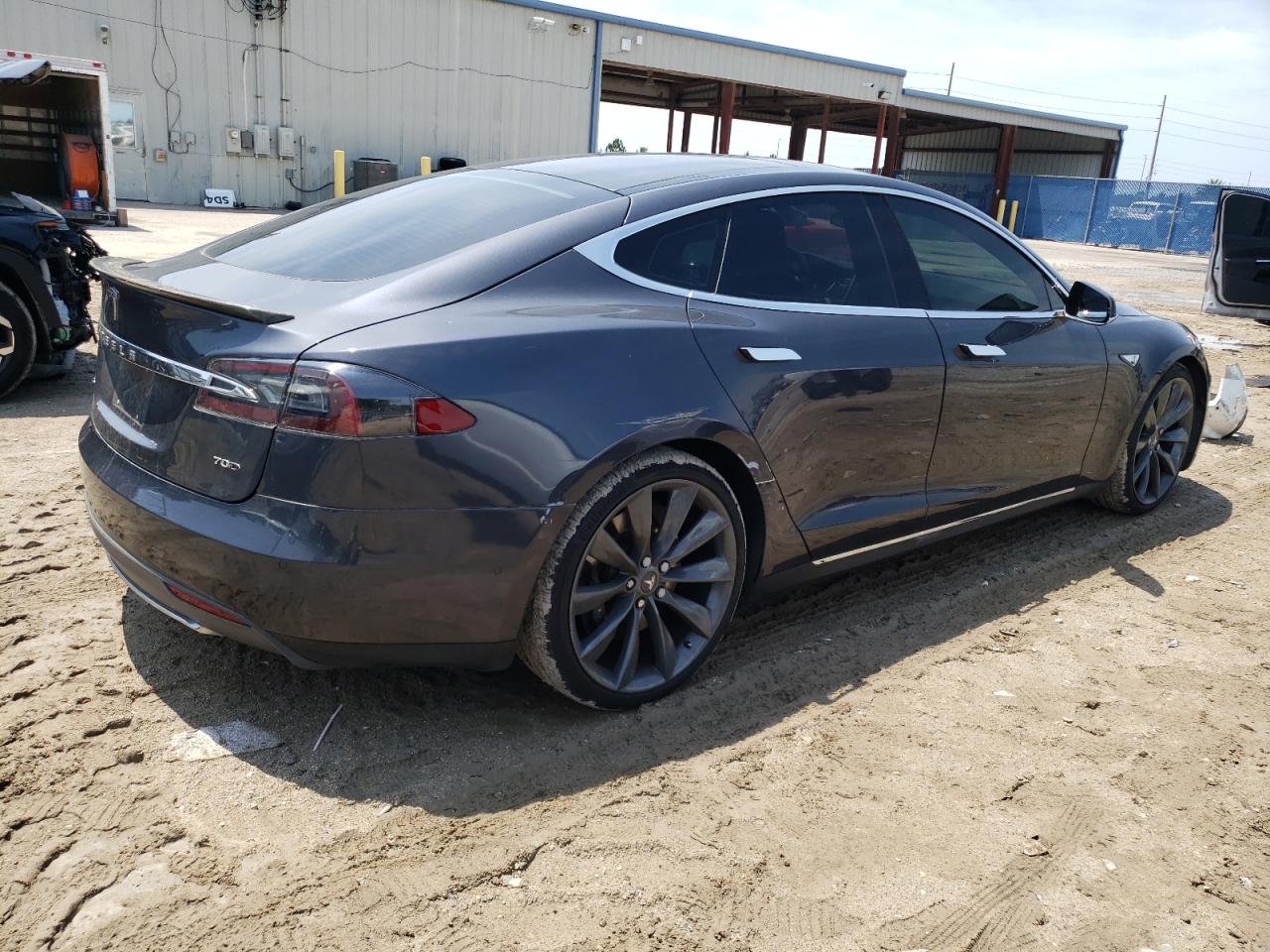 Автомобиль TESLA MODEL S 2015 | GrandCar Автомобиль TESLA MODEL S 2015 | GrandCar