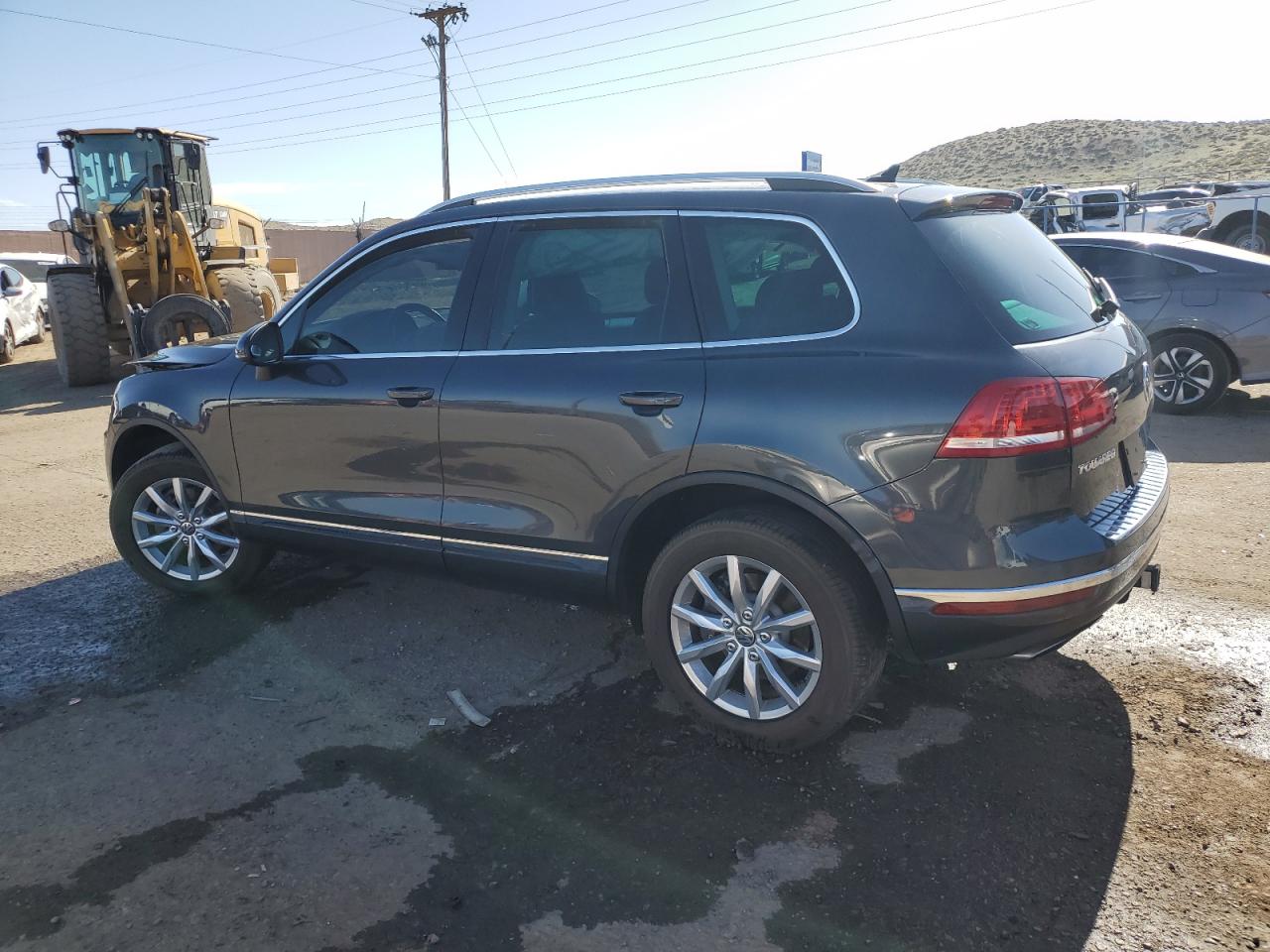 Автомобиль VOLKSWAGEN TOUAREG SPORT 2016 | GrandCar Автомобиль VOLKSWAGEN TOUAREG SPORT 2016 | GrandCar
