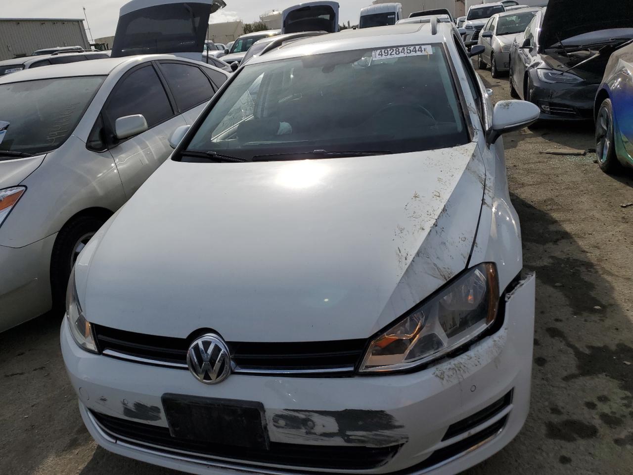 Автомобіль VOLKSWAGEN GOLF SPORTWAGEN TDI S 2015 | GrandCar Автомобіль VOLKSWAGEN GOLF SPORTWAGEN TDI S 2015 | GrandCar