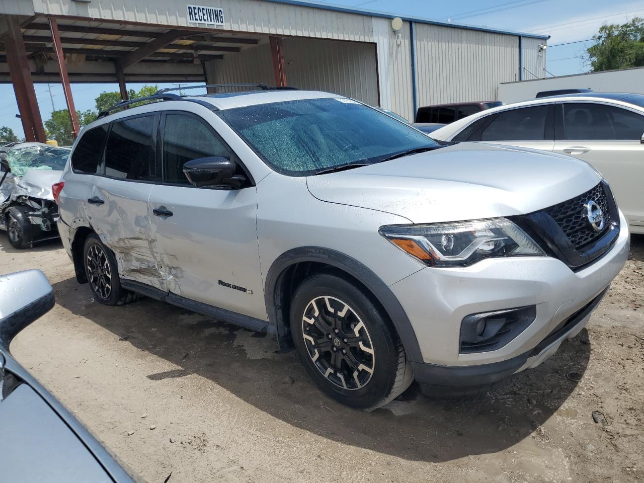 Автомобиль NISSAN PATHFINDER SL 2019 | GrandCar Автомобиль NISSAN PATHFINDER SL 2019 | GrandCar