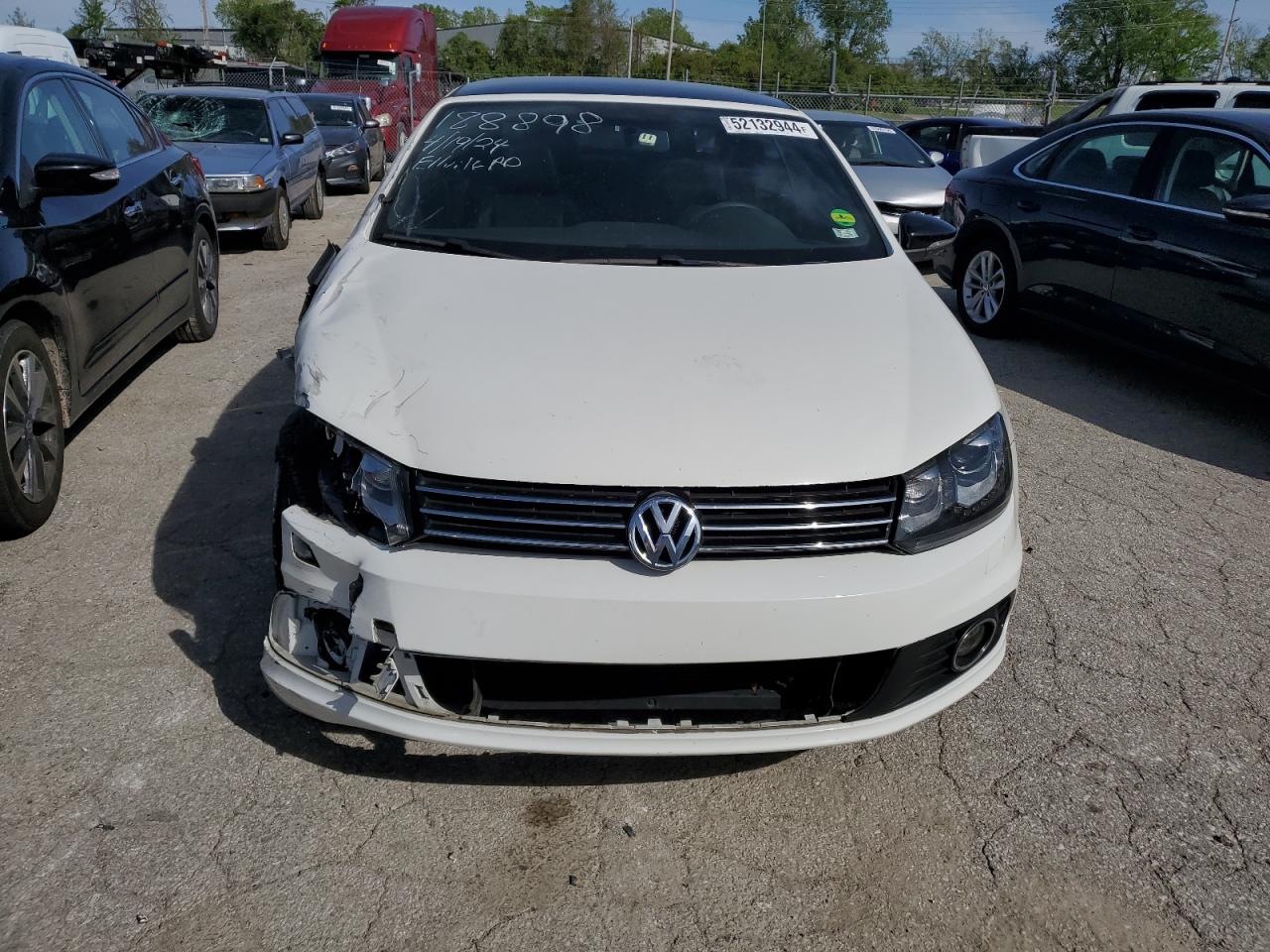 Автомобіль VOLKSWAGEN EOS KOMFORT 2013 | GrandCar Автомобіль VOLKSWAGEN EOS KOMFORT 2013 | GrandCar