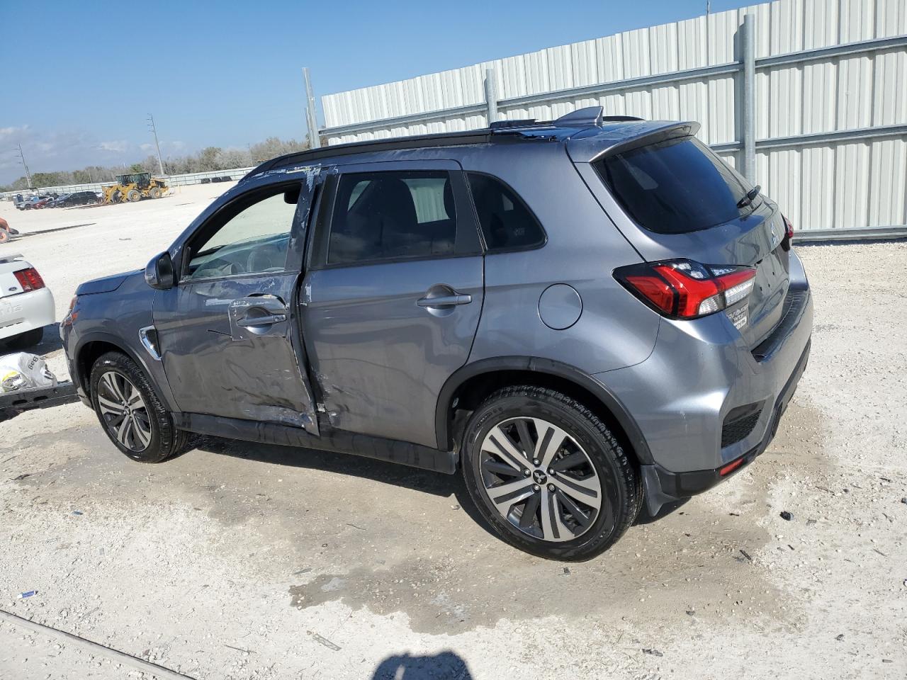 Автомобіль MITSUBISHI OUTLANDER SPORT SE 2020 | GrandCar Автомобіль MITSUBISHI OUTLANDER SPORT SE 2020 | GrandCar