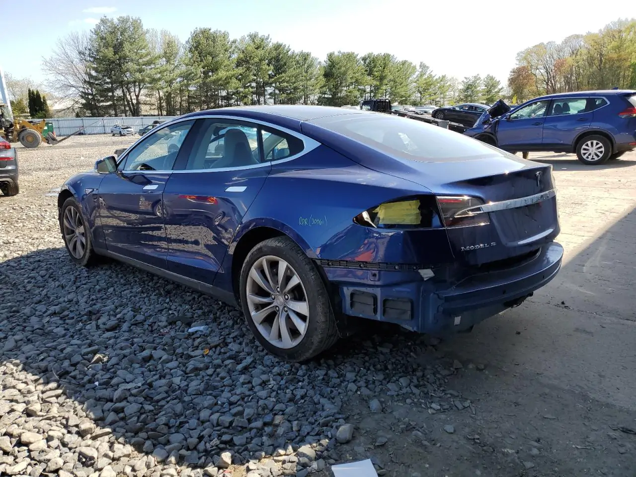 Автомобиль TESLA MODEL S 2015 | GrandCar Автомобиль TESLA MODEL S 2015 | GrandCar