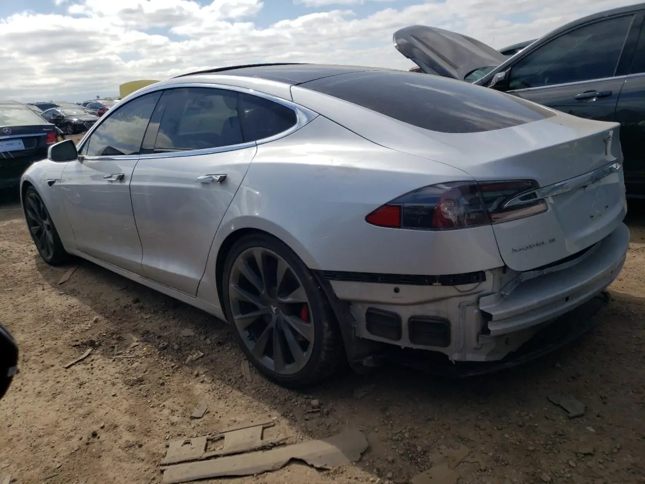 Автомобиль TESLA MODEL S 2018 | GrandCar Автомобиль TESLA MODEL S 2018 | GrandCar
