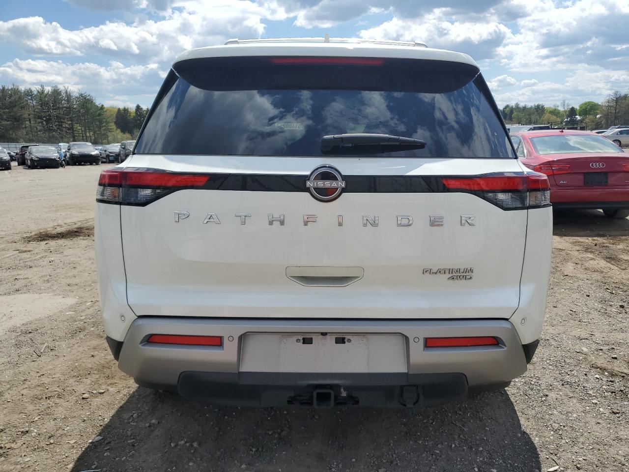Автомобіль NISSAN PATHFINDER PLATINUM 2023 | GrandCar Автомобіль NISSAN PATHFINDER PLATINUM 2023 | GrandCar