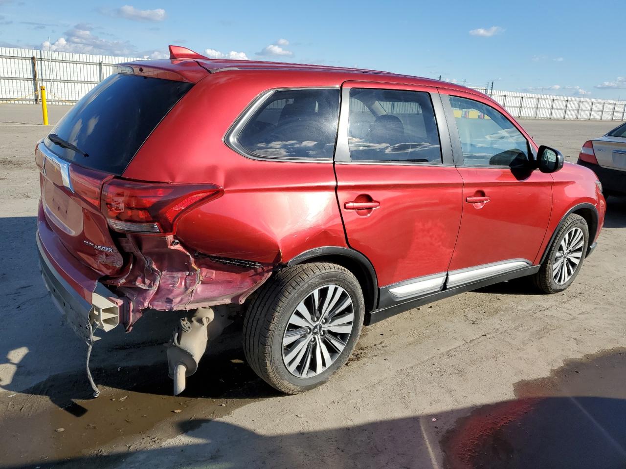 Автомобіль MITSUBISHI OUTLANDER ES 2019 | GrandCar Автомобіль MITSUBISHI OUTLANDER ES 2019 | GrandCar